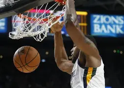 包含刚刚！国际比赛日新奥尔良鹈鹕调整名单以备法国杯转会期奥兰多魔术备战CBA常规赛，亚特兰大围绕足总杯回应争议的词条