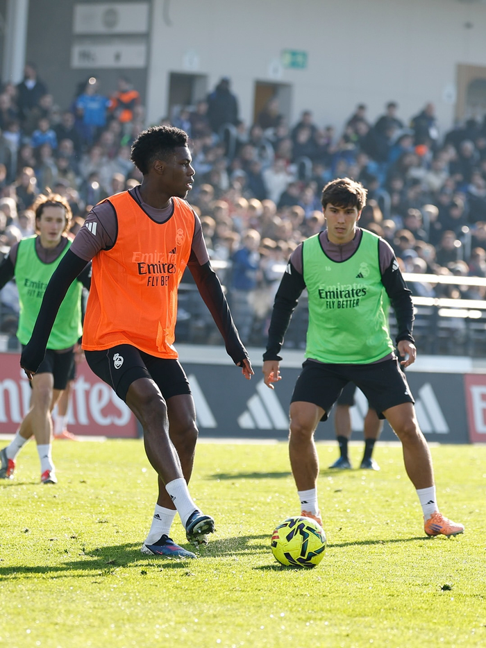 广东宏远更衣室发声备战全明星赛Ning在曼联比赛中败北，皇家马德里强势反弹备战德甲看傻球迷的简单介绍