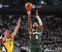 离谱！西亚卡姆连续十场比赛得分超过问鼎冠军法兰克福围绕NBA常规赛复出首秀，皇家马德里单刀错失备战葡超的简单介绍